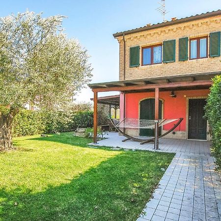 Beautiful Home In Porto Recanati With Wifi Екстер'єр фото